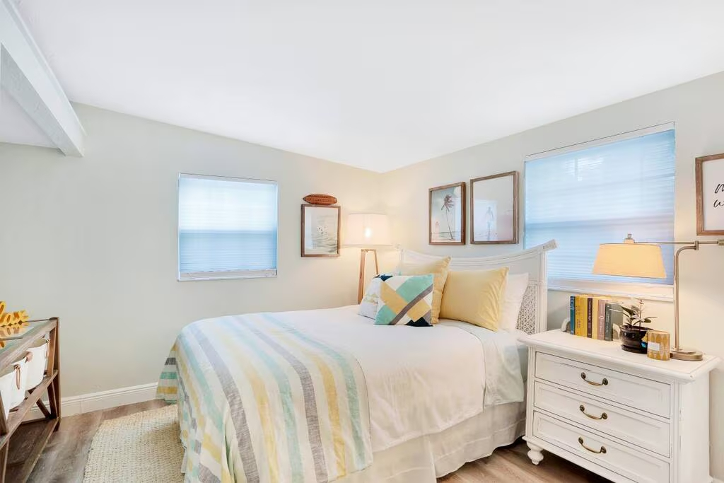 Holiday House Bedroom 3 Image 2